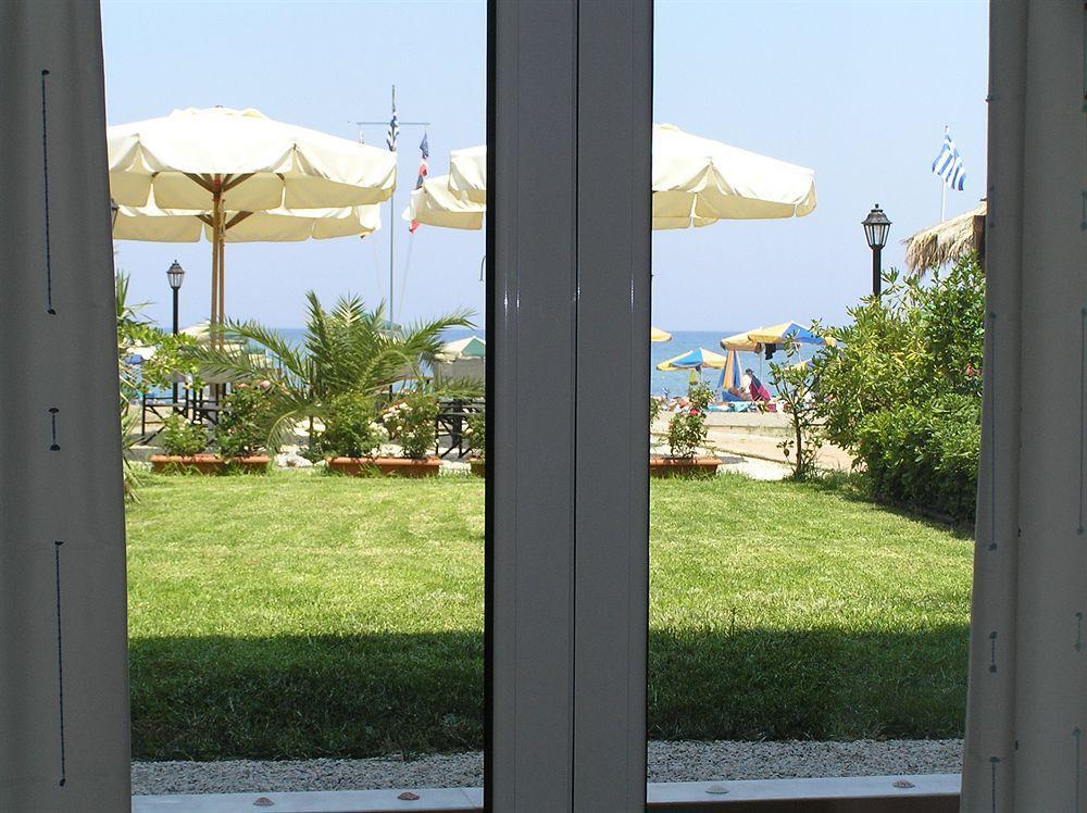 Katerina Seaside Studios Platanés Екстериор снимка