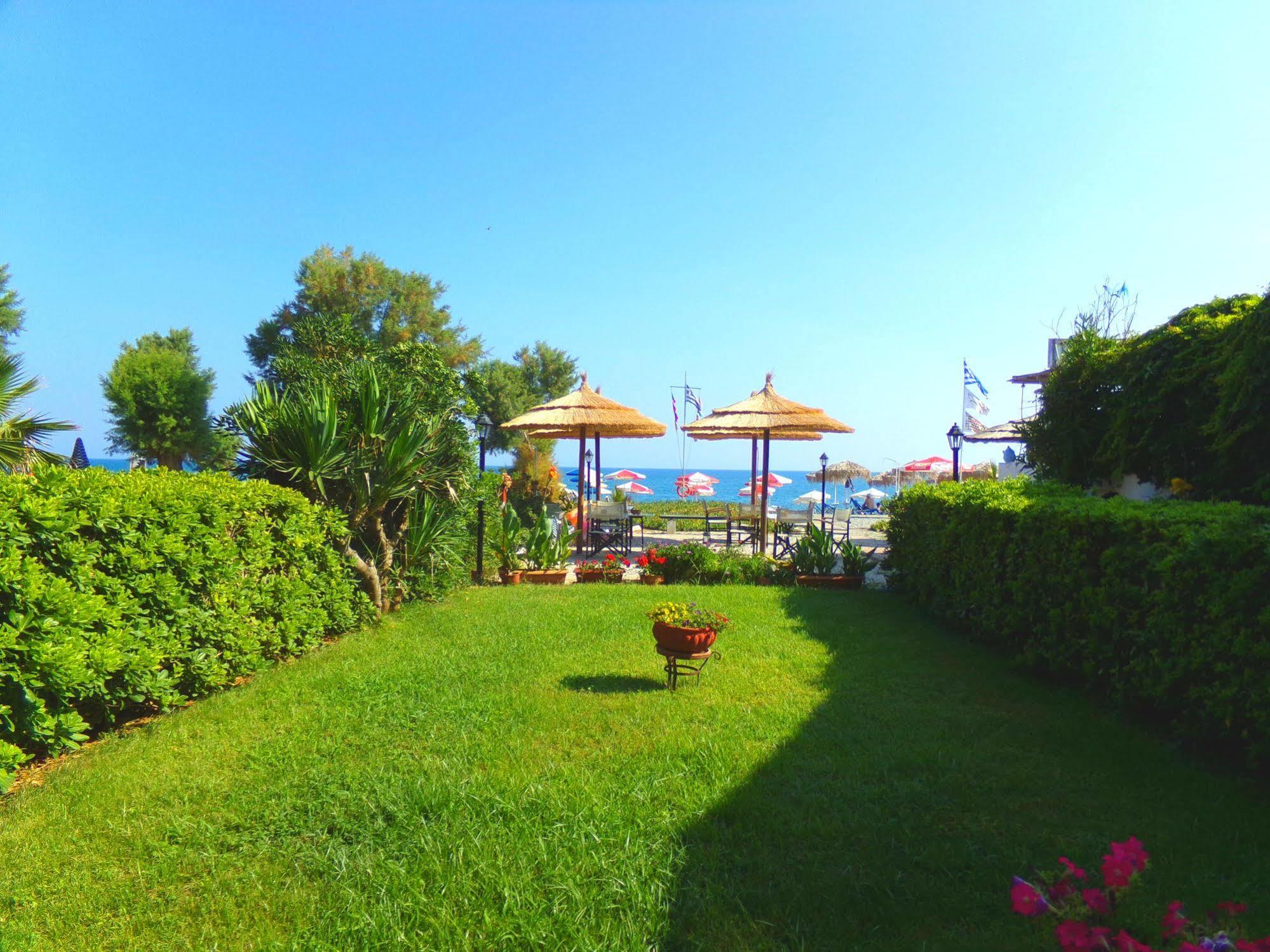 Katerina Seaside Studios Platanés Екстериор снимка